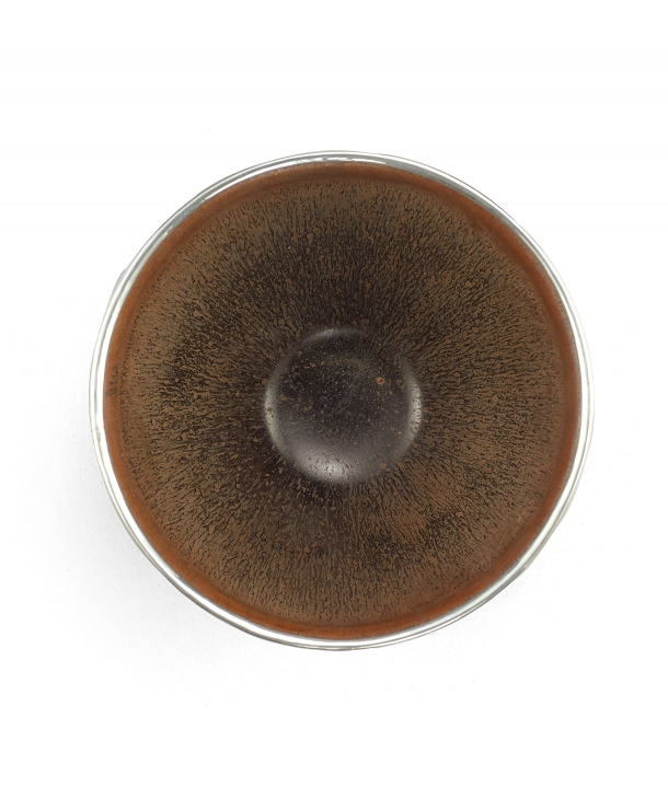 建窯黑釉兔毫茶盞配日本黑漆盞托-宇珍國際藝術| Yu Jen Taipei重要中國