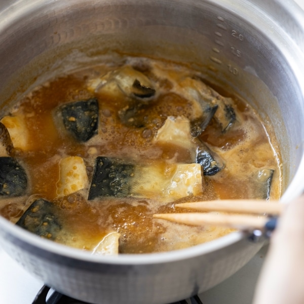 アルミ打ち出し鍋 24cm 木蓋付き｜鍋・フライヤー・ケトル｜料理家