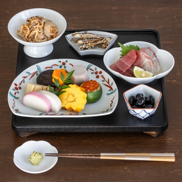 山中塗 足つき膳 黒｜トレー・おぼん・コースター｜料理家 栗原はるみ