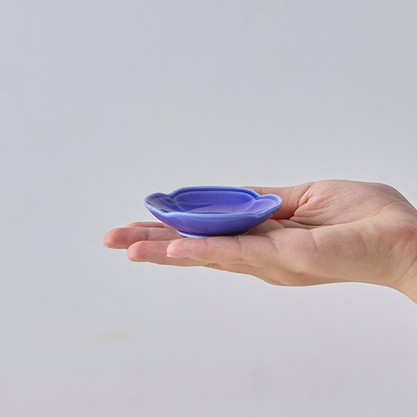 フラワープレート 7cm ブルー｜SALE（食器）｜料理家 栗原はるみ