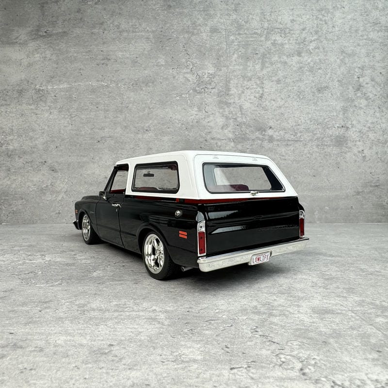 ACME 1972 Chevrolet Blazer Custom 1:18 Alloy Diecast Model Car