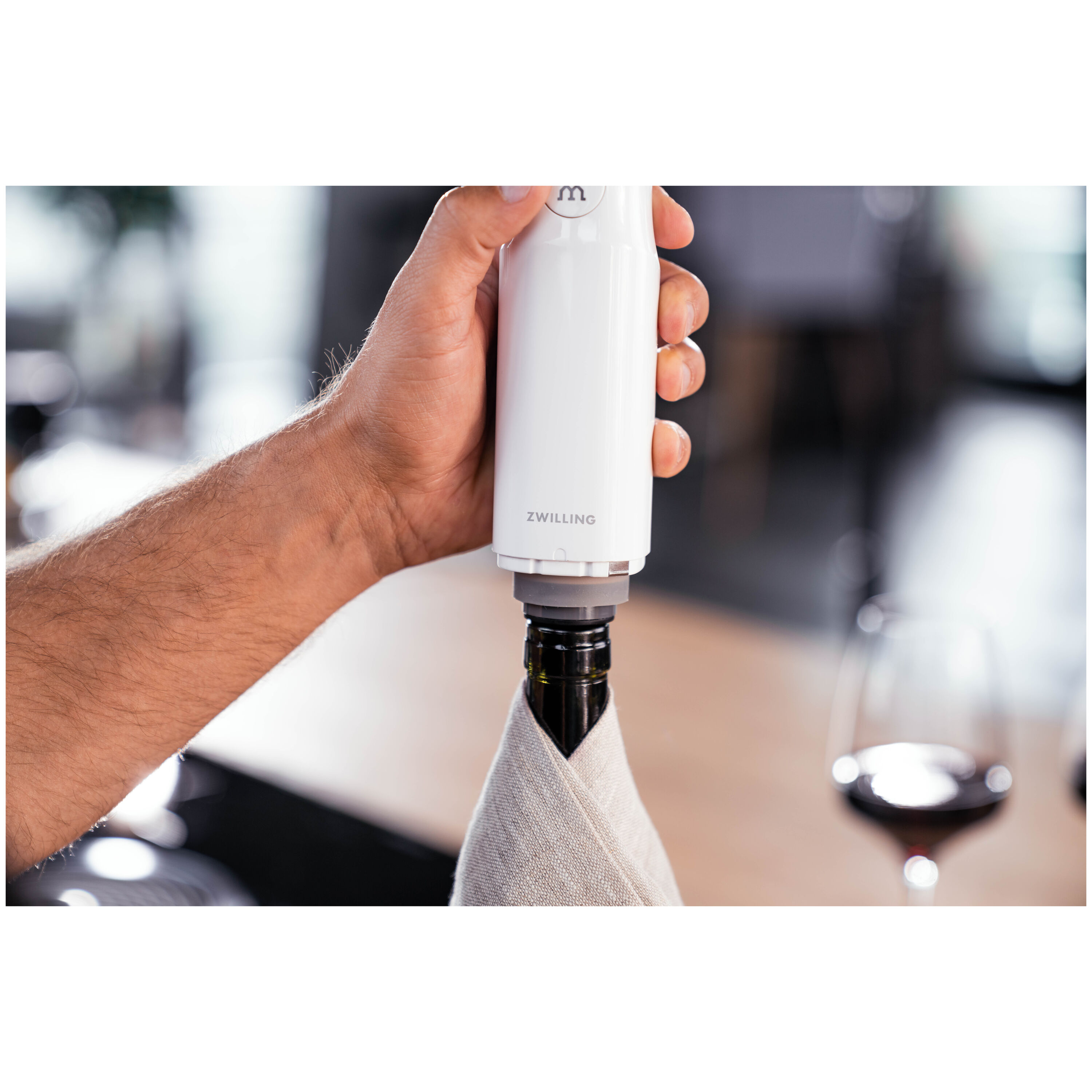 ツヴィリング Fresh & Save 真空ポンプ 充電用キャップ付き