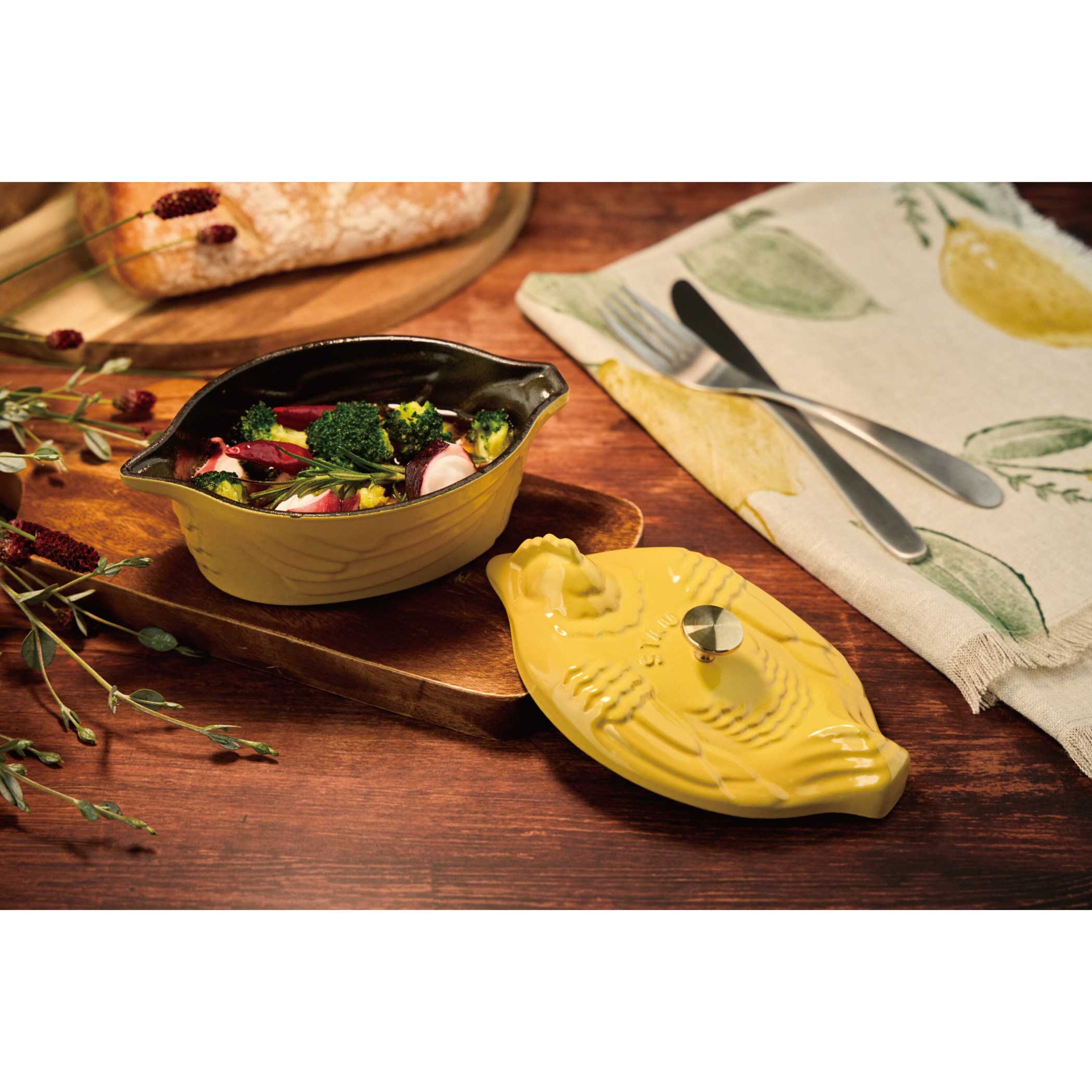 ストウブ 鋳物ホーロー鍋 ピコ・ココット | ツヴィリング公式