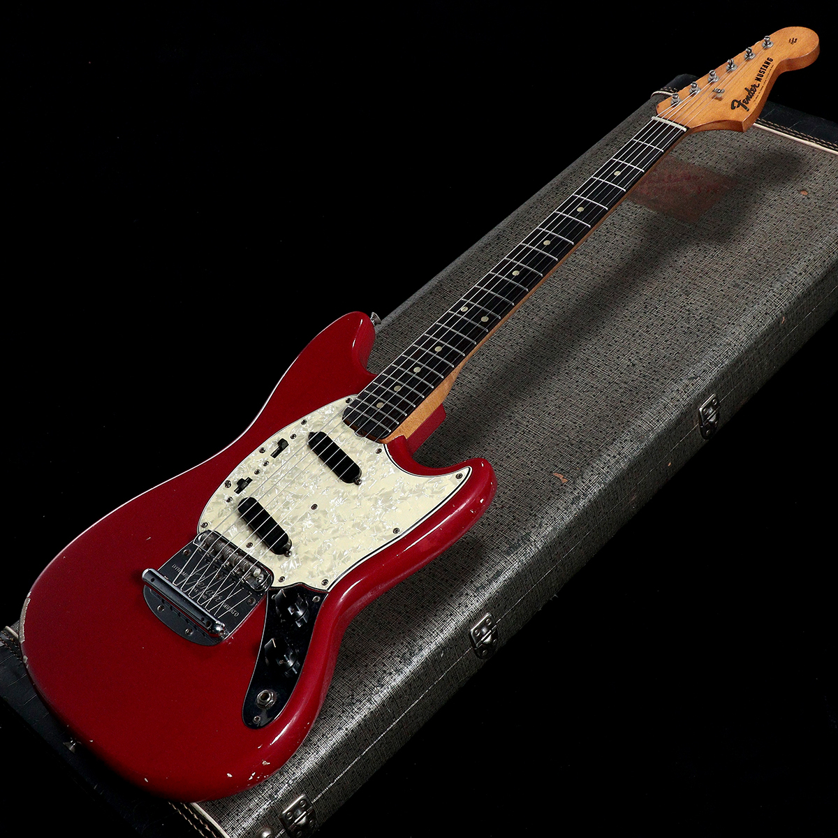 渋谷店VINTAGEブログ＃66】FENDER / 1965年製 Mustang Dacota Red