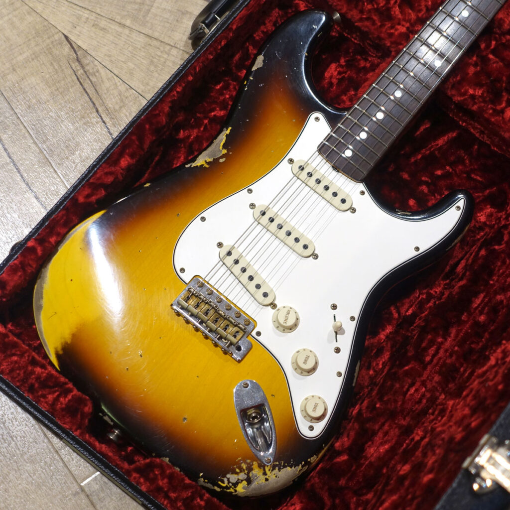 中古】Fender Custom Shop / 1967 Stratocaster Heavy Relic 3-Color