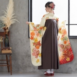 振袖袴： R1734 薄黄色 波に扇面鞠と花（絹）│ 袴レンタル │ 京都