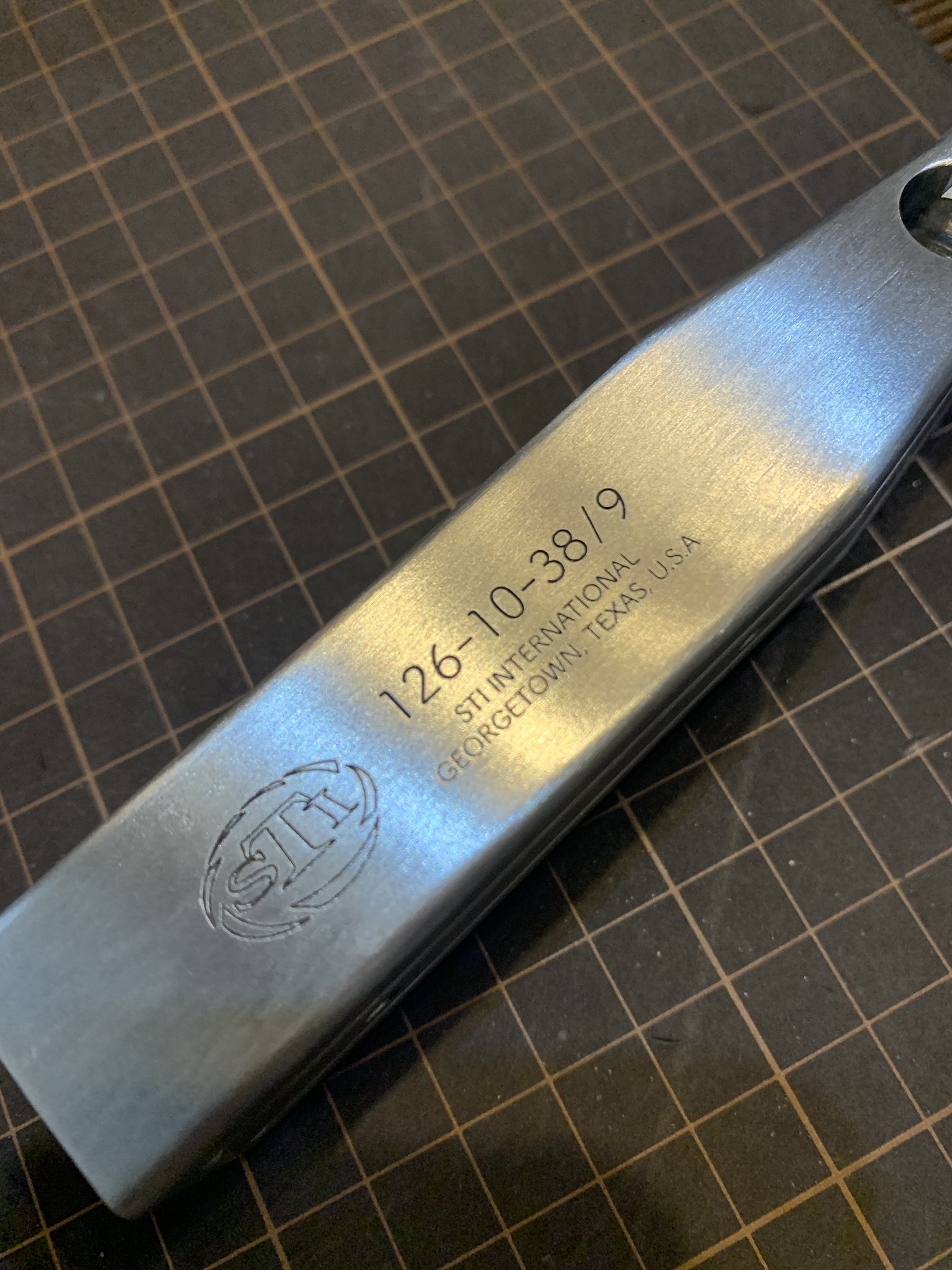 PRIMARY ハイキャパ用 マガジン 外部ソースアダプター M4（完成品あり