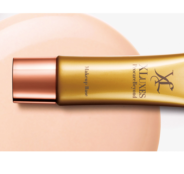 子会社エックスワンがベースメイクシリーズ「XLUXES xluxesメイク