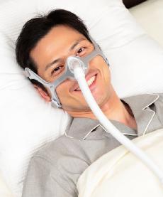 日本人の顔面形状データを分析して開発、フィリップスが人工呼吸器用