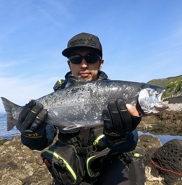 北海道】サクラマス EARLY109MMH for Surf | YAMAGA BlanksYAMAGA Blanks