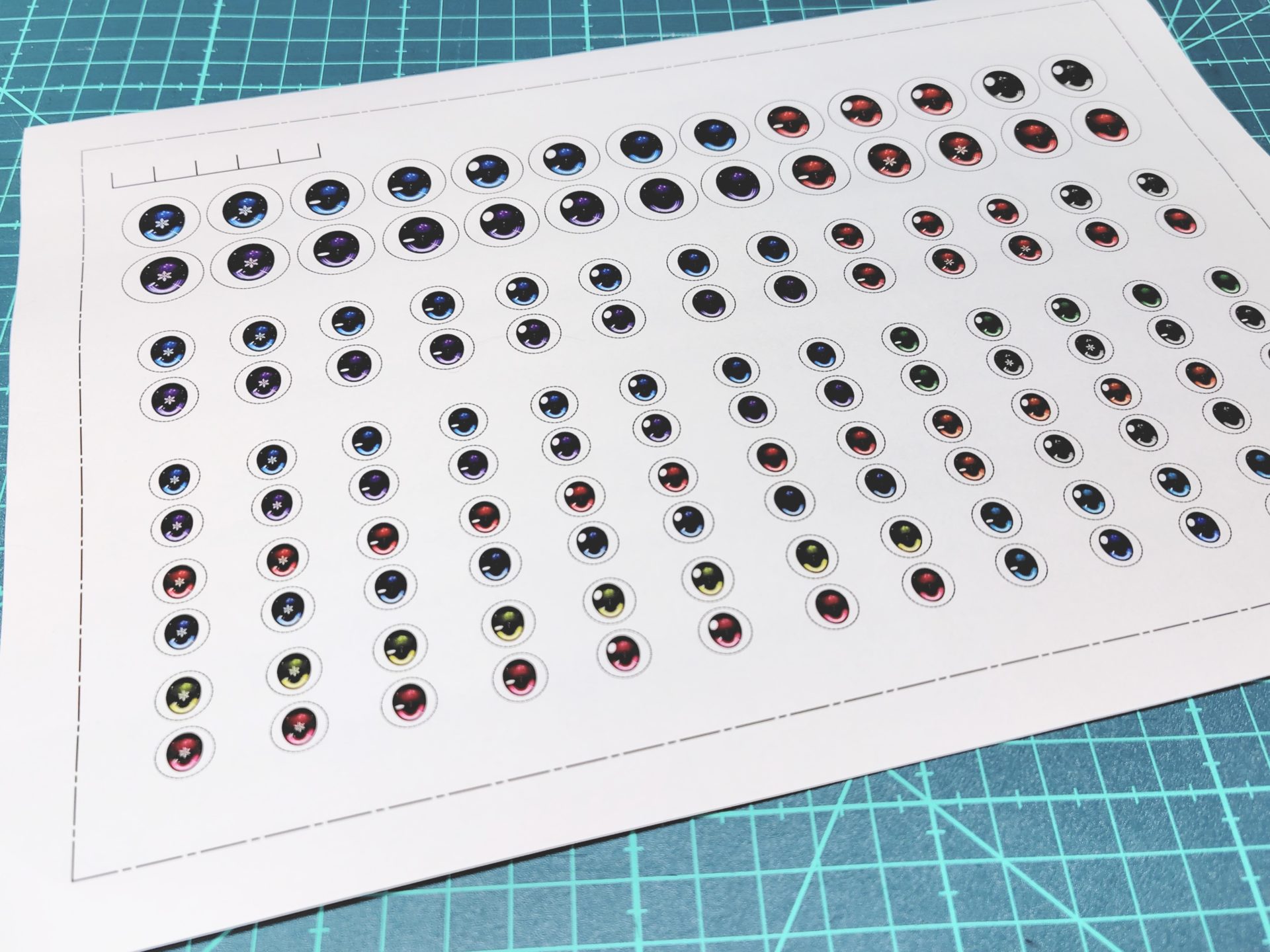 1/12ドール】印刷して貼るだけ！レジン無しでドールアイを作ってみた