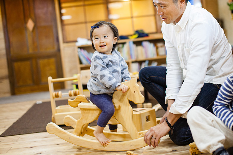ハイヨーもくば 出産祝いに木のおもちゃ