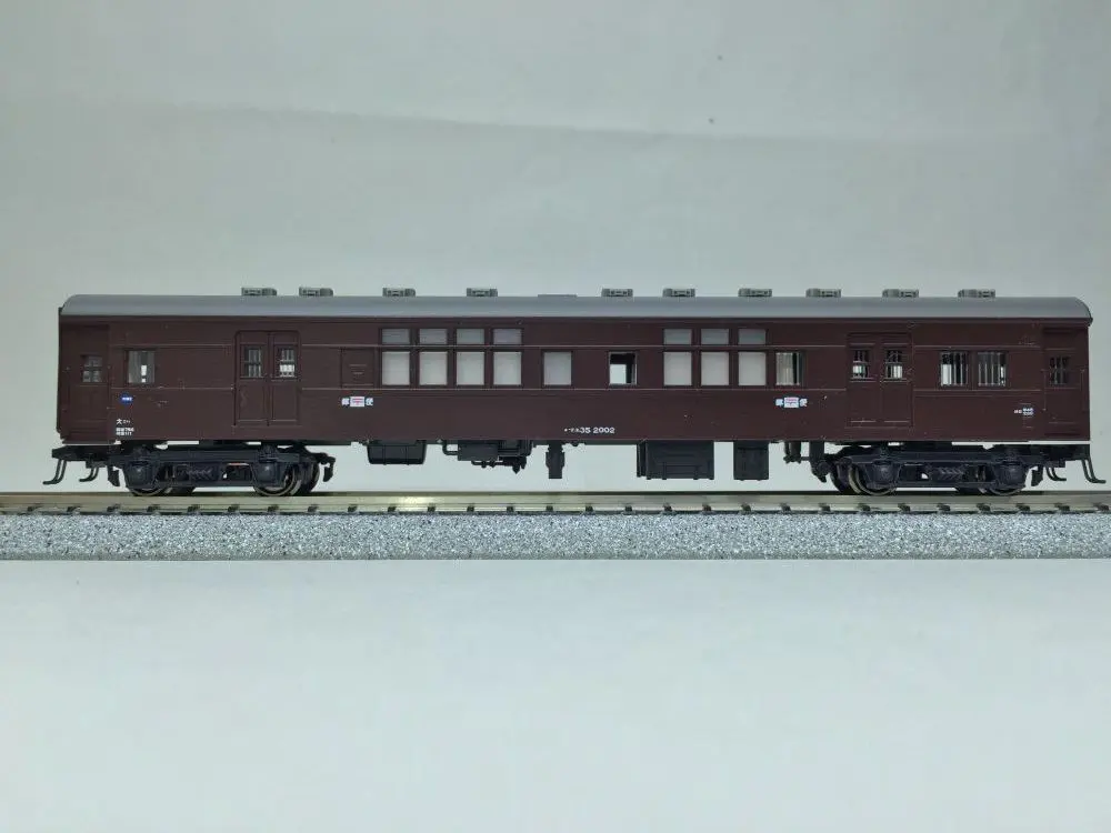 寝台急行「つるぎ」基本・増結セット 入線です。KATO 10-1387/10-1388