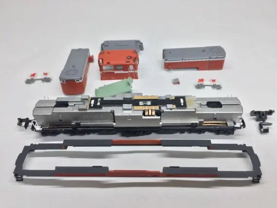 KATO DD51 800番台一般色 愛知機関区 入線しました 7008-B | NGaugeJP