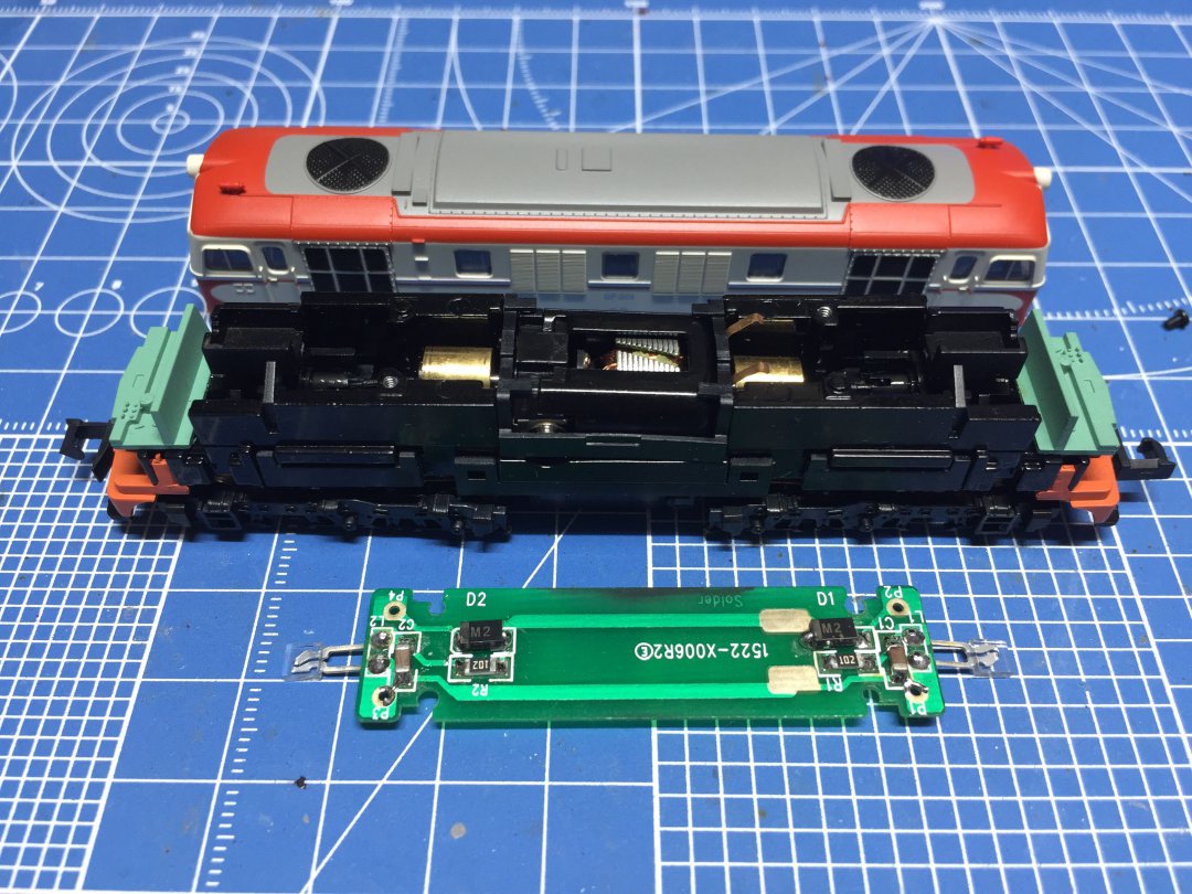 DF90 1号機 入線しました。MICROACE A8203 | NGaugeJP - 横濱模型