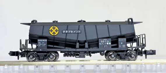 ホキ5700 秩父セメント 8両セットが入線です。KATO 10-1460 | NGaugeJP