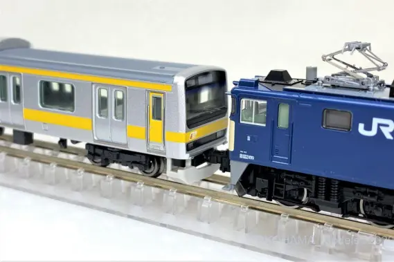 配給列車EF64-1032・E231系が入線です。TOMIX 97930 配給列車セット