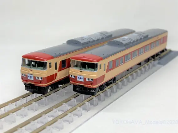 185系200番台「国鉄特急色」OM08編成が入線しました。TOMIX 98691