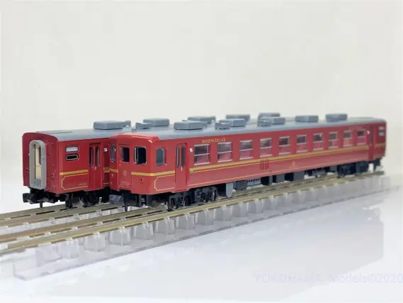 秩父鉄道 12系 パレオエクスプレス（赤茶）が入線しました。MICROACE