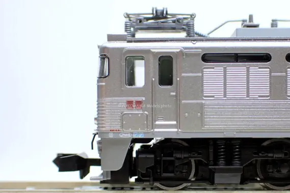 EF81 300番台 2次形（ステンレス）が入線です。TOMIX 7178 | NGaugeJP