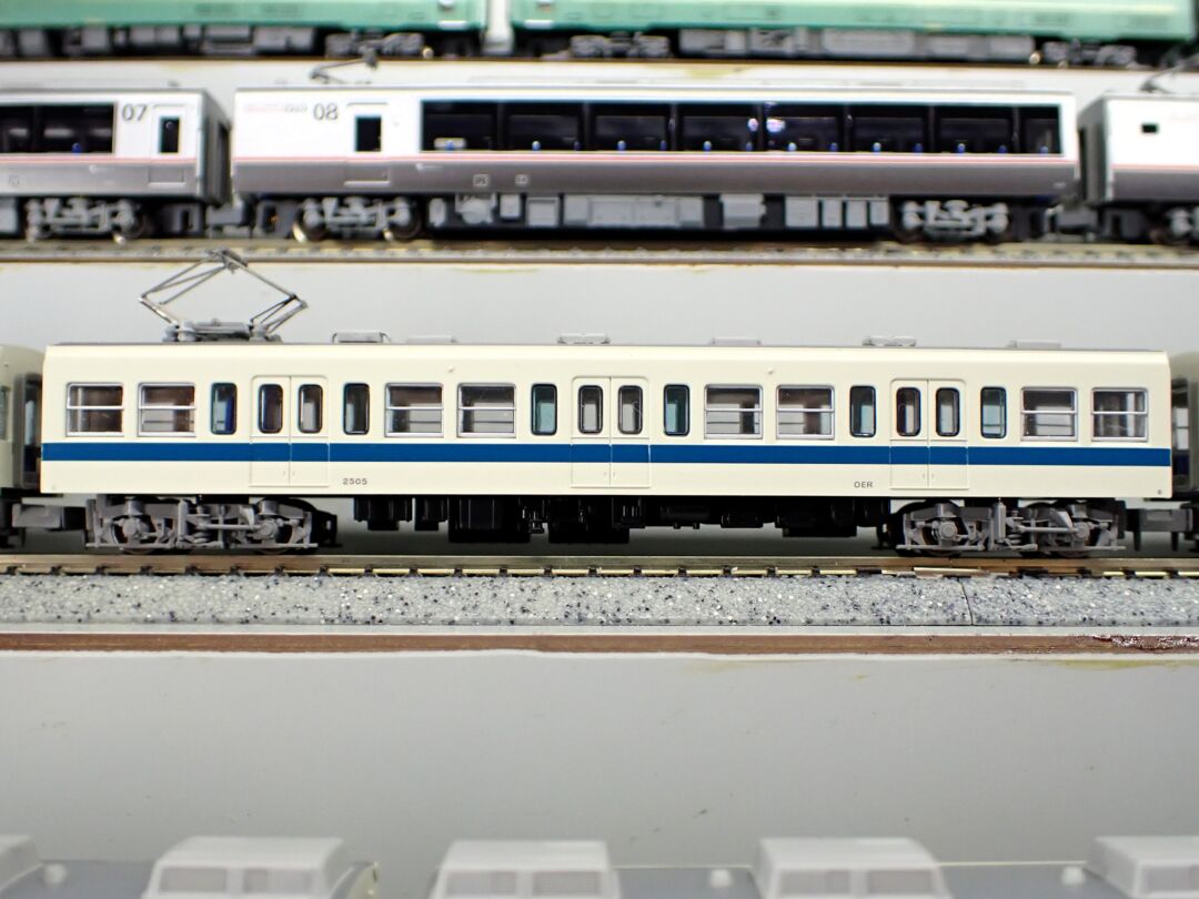 MA 小田急2400形 新塗装 非冷房 4両セット 品番：A2485 MICROACE