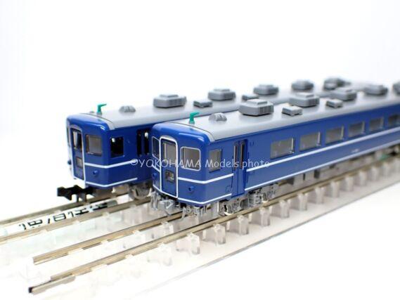 東武鉄道 14系・ヨ8000形（SL大樹・青色）が入線しました。 TOMIX