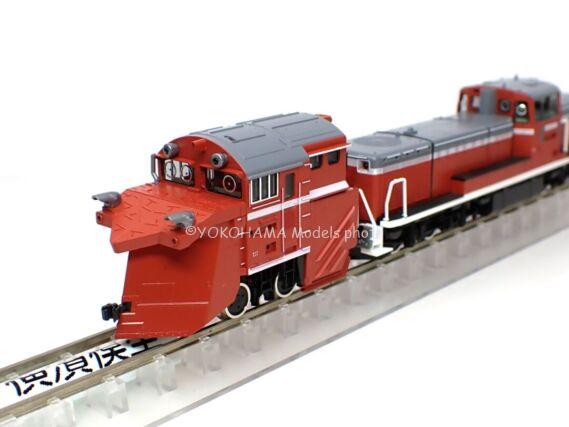 DE15形2500番台(JR西日本仕様・単線用ラッセルヘッド付)が入線しました