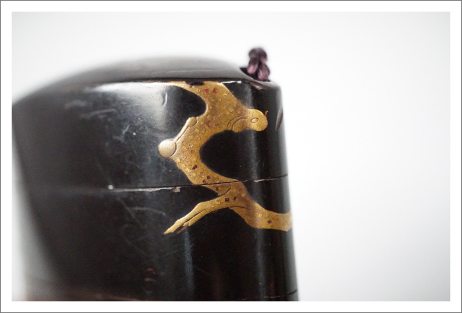 3-3247 推黒印籠・緒じめ玉、根付 仕様変更】印籠 プラ 大寸（黒） 完成品 銭・3寸房付き - 阿波踊り用品