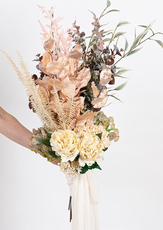 ウェディングブーケ】ドライカラーのウエディングブーケ ブートニア