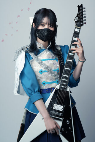 HAGANEが新体制で再始動、デジタルEPとワンマンを発表 – YOUNG GUITAR