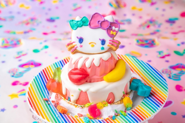 カワイイモンスターカフェ」がハローキティとコラボ！ 虹色のメニュー