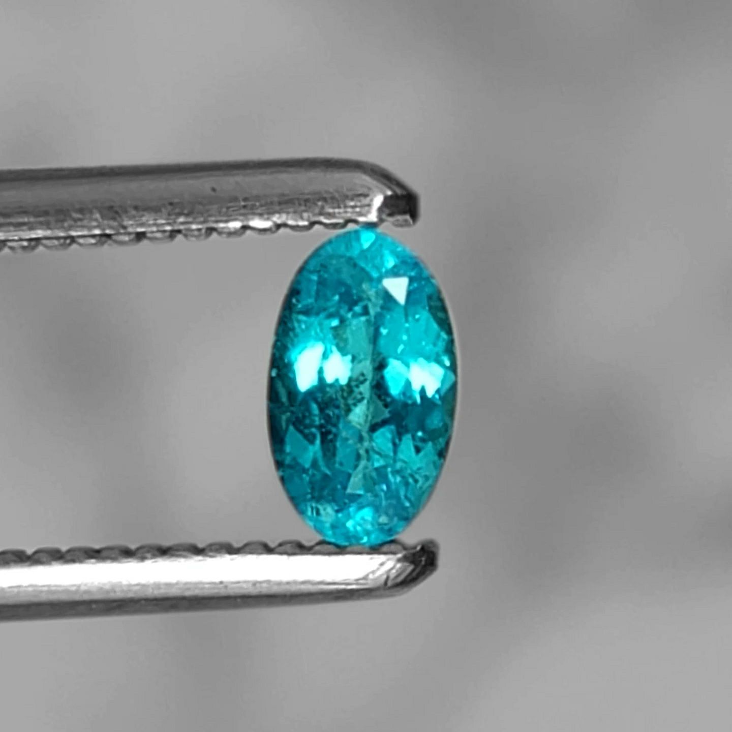 ブラジル産バターリャ鉱山パライバトルマリン0.53ct(中央宝石研究所