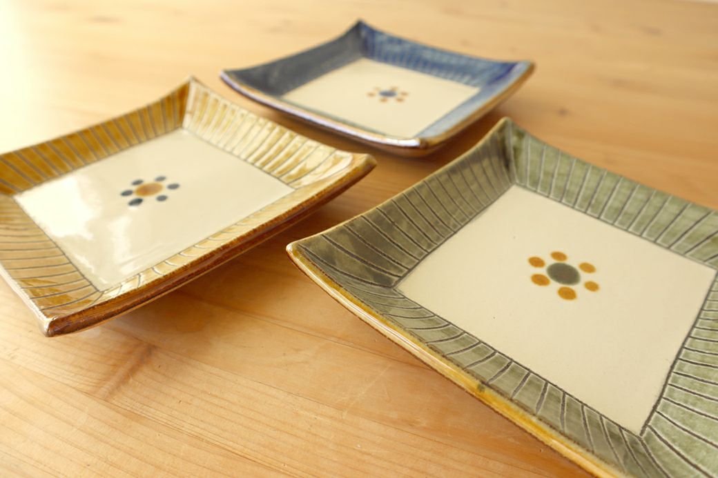 サンマ皿 唐草 （角皿）／ 陶眞窯 | ゆいまーる沖縄 ＜Online＞