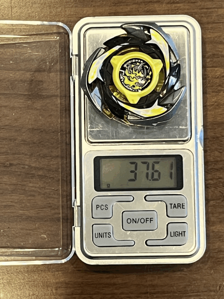 シャークスケイル4-50UFは強い？ベイブレードXスケイルデッキを解説