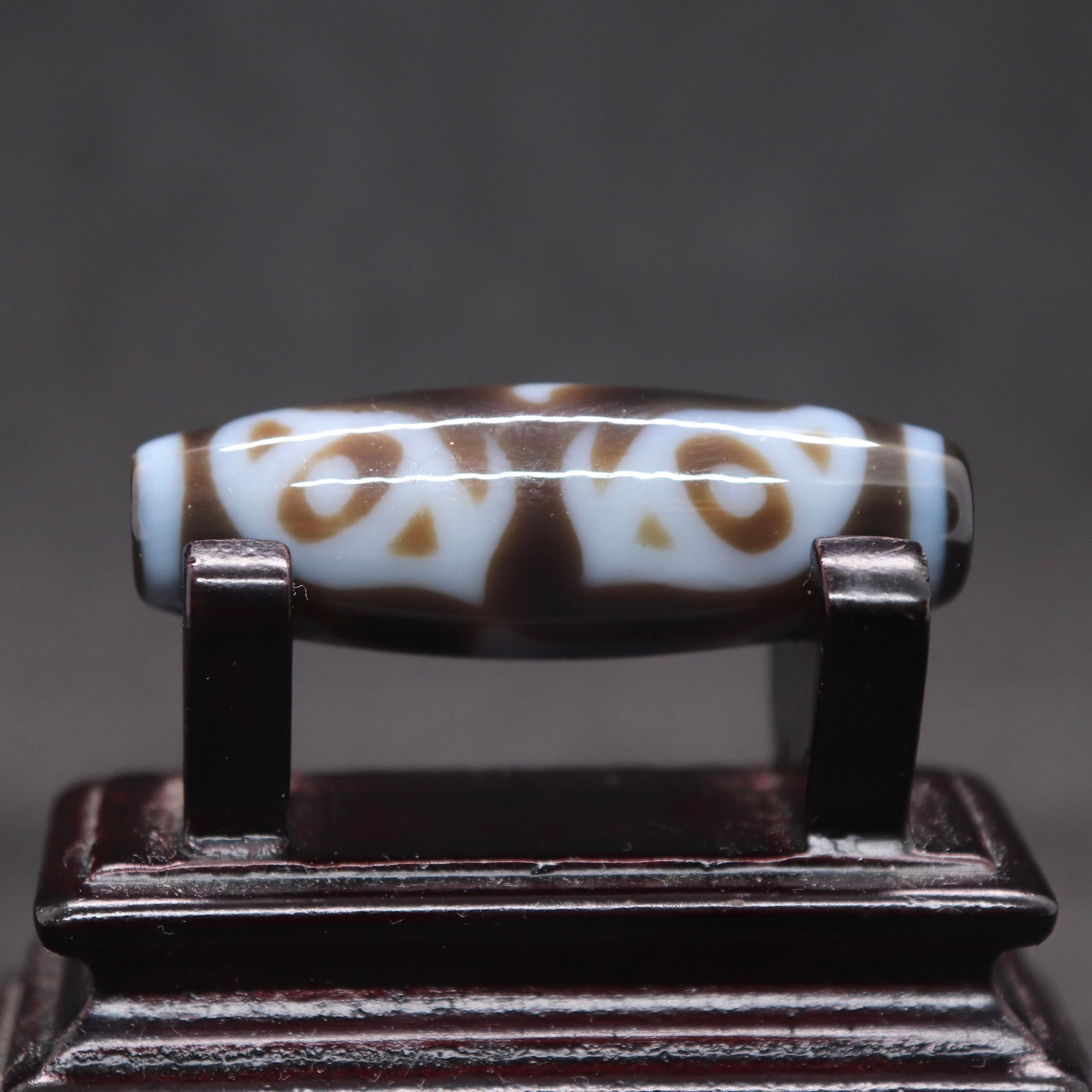 大日如来仏龍眼梵字天珠37㎜ – 天然石屋 優月堂