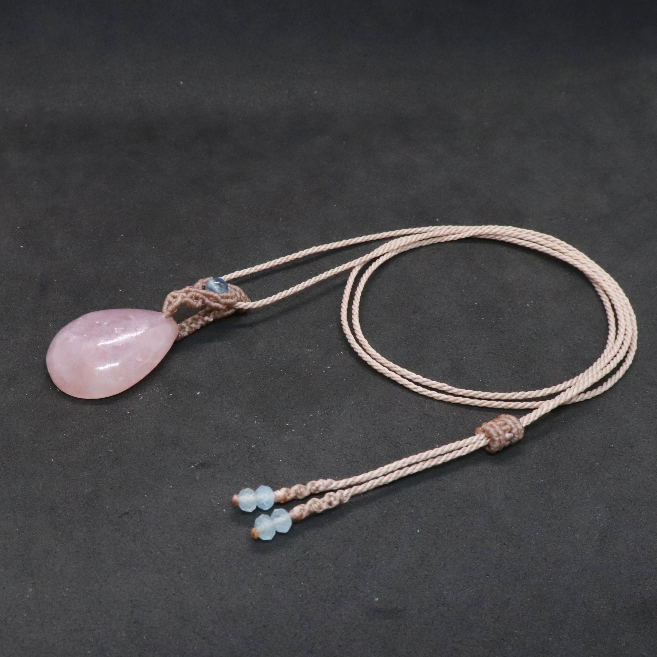 ピンクマイカマクラメネックレスpm10 – 天然石屋 優月堂