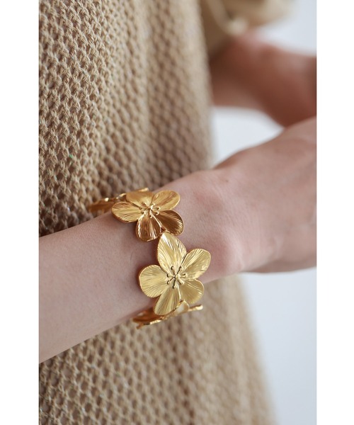 cawaii バングル 連なるヴィンテージ風フラワーバングル レディース