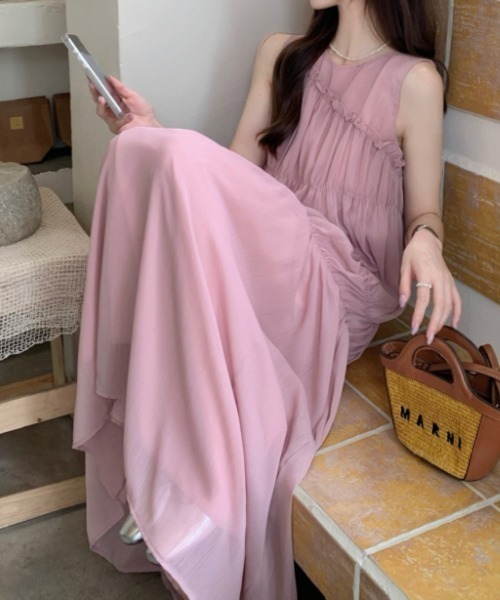 FAVORITO ワンピース ギャザーフリルクルーネック袖なしワンピース