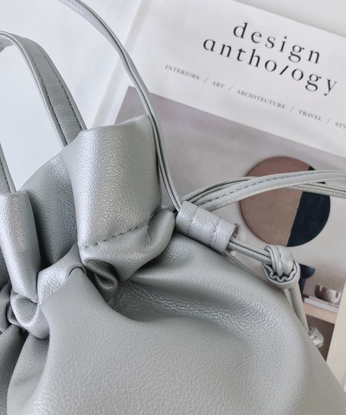 AS KNOW AS（アズノゥアズ） ショルダーバッグ バッグ エコレザー巾着