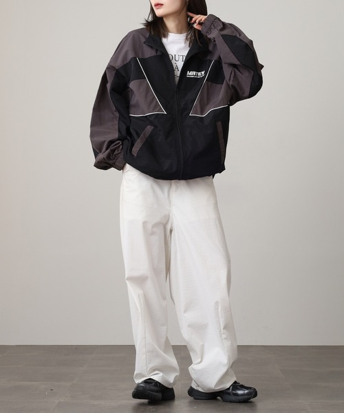 SUGGESTION ナイロンジャケット Nylon switching full zip blouson