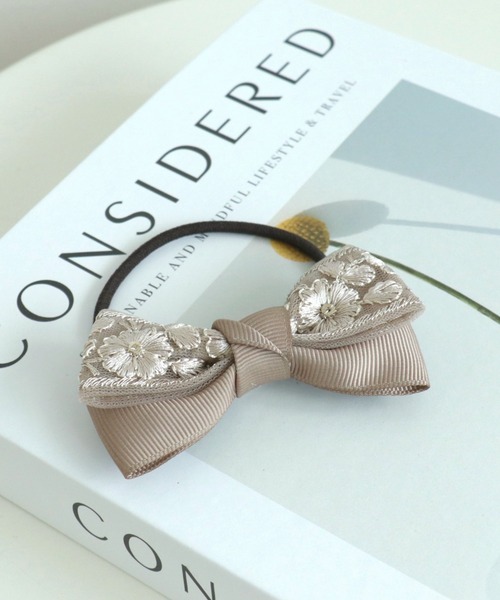 Three Four Time（スリーフォータイム） ヘアゴム インド刺繍リボン