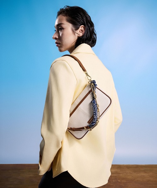 CHARLES ＆ KEITH（チャールズ&キース） ショルダーバッグ バッグ