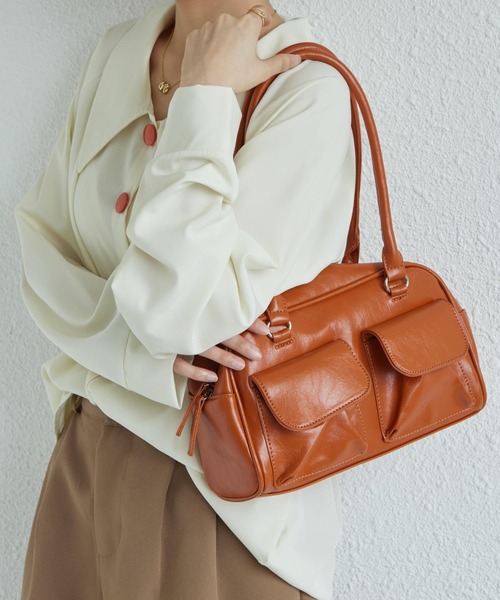 LA VORAGINE（ラ ヴォラジネ） ボストンバッグ 外ポケットボストン