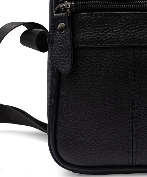 VitaFelice（ヴィータフェリーチェ） ショルダーバッグ 本革スクエア