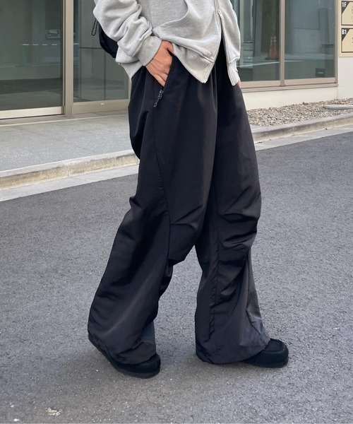 COLONY 2139（コロニー トゥーワンスリーナイン） パンツ カーブライン