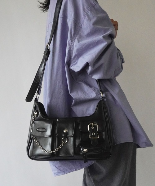 Port（ポート） ショルダーバッグ バッグ 「 」 チェーン デザイン
