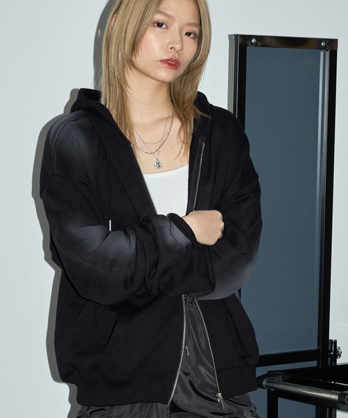 Anchor Smith（アンカー スミス） パーカー ランダムスプレープリント