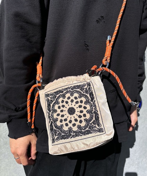 Port（ポート） ショルダーバッグ 巾着タイプ 刺繍 ショルダーバッグ