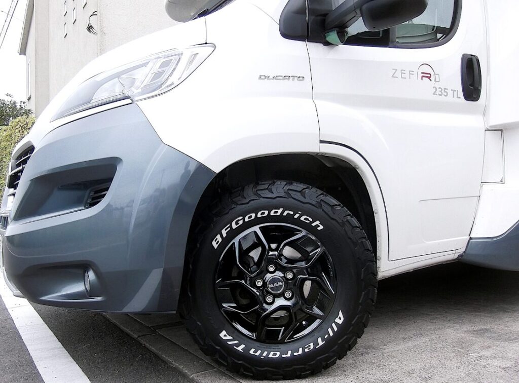 ローラーチーム ゼフィーロ（フィアット デュカト） × マック