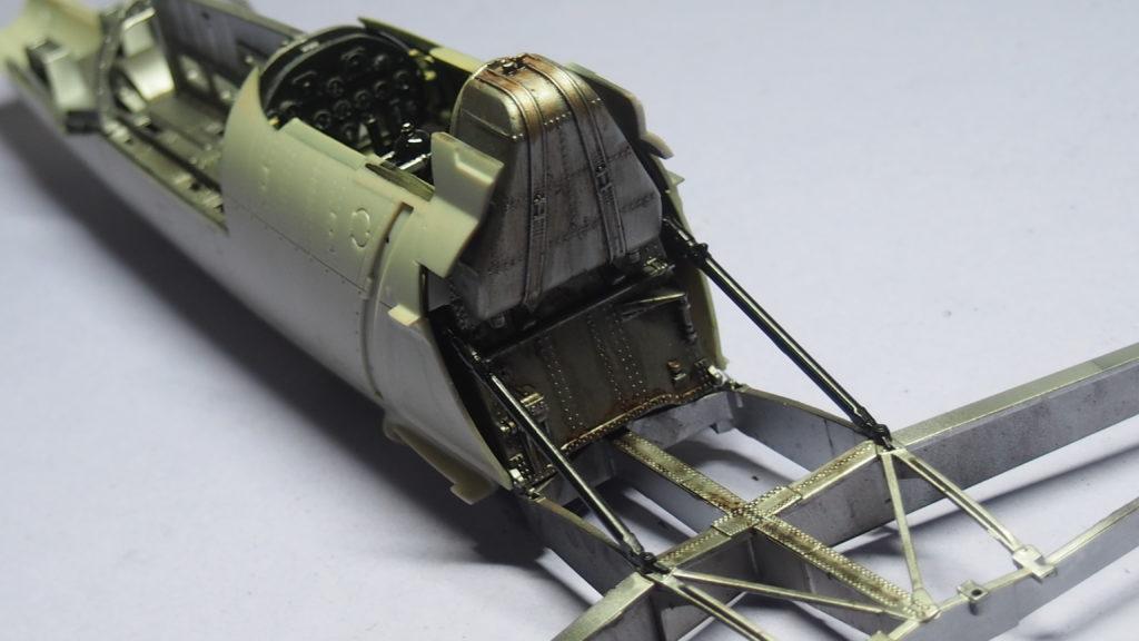 ゴジラ−1.0を見たのでプラモデル造形村1/32震電を作ってみた